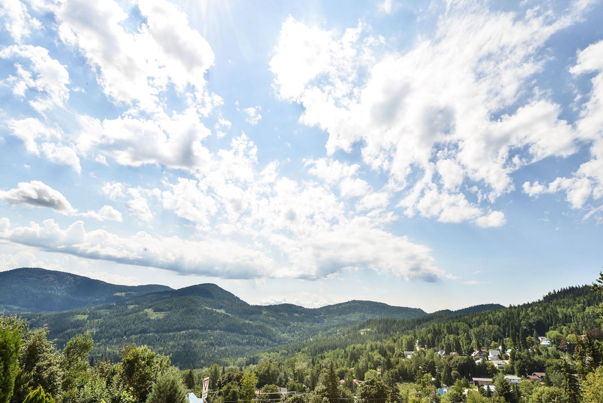 Prestige Mountain Resort Rossland Exterior photo