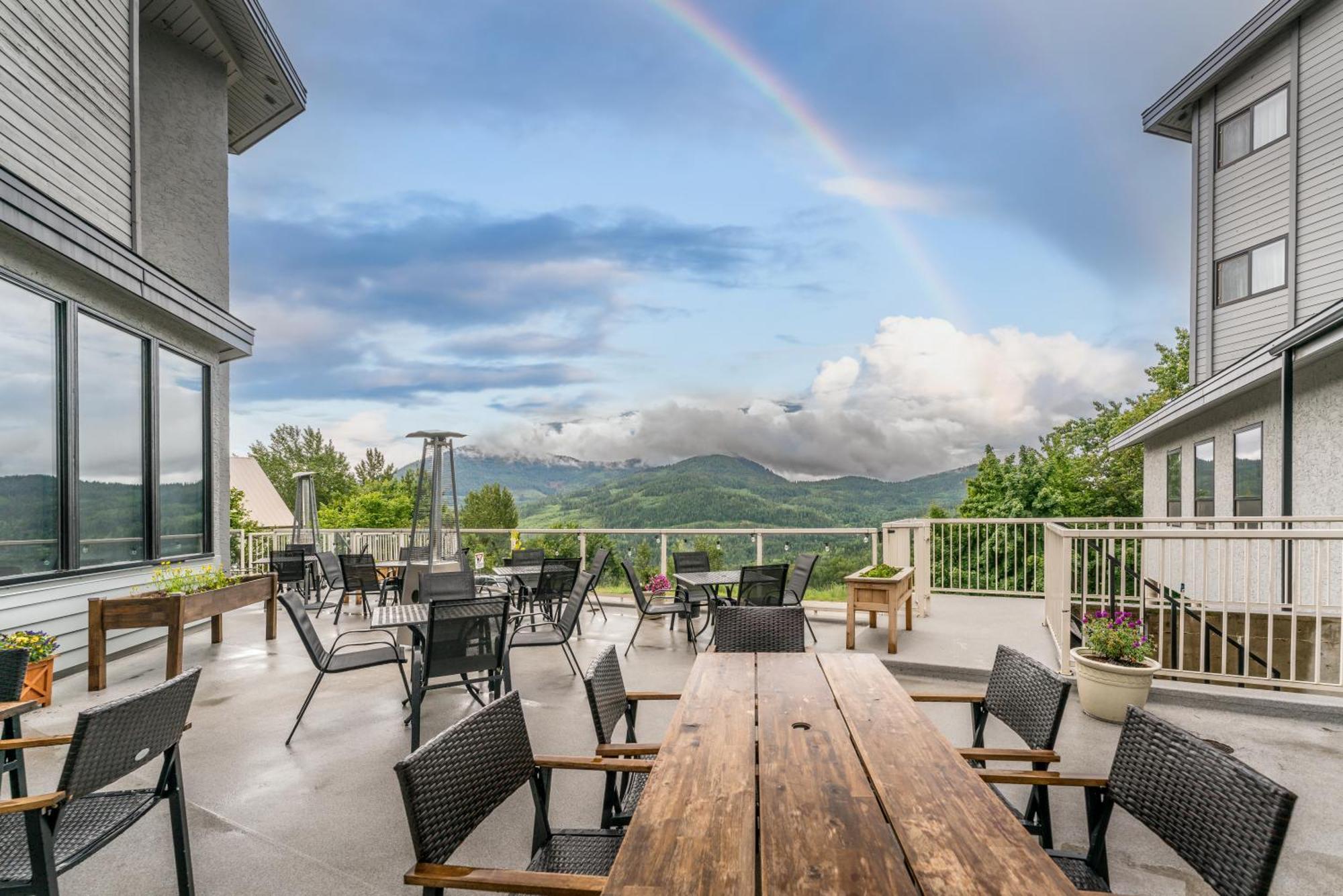 Prestige Mountain Resort Rossland Exterior photo