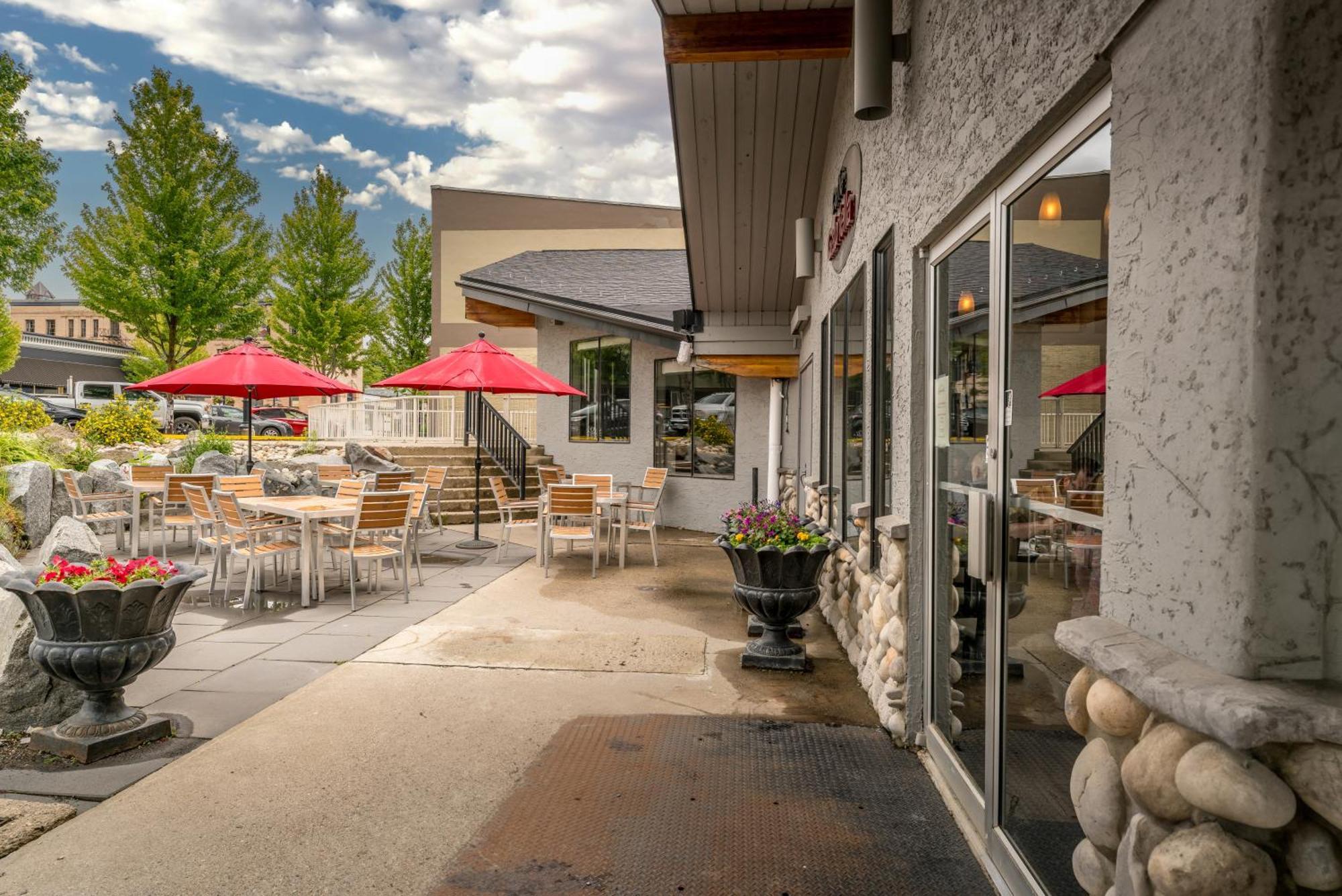 Prestige Mountain Resort Rossland Exterior photo